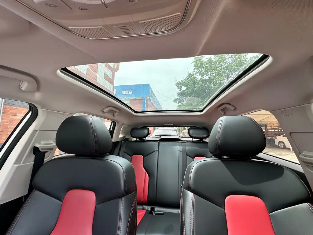 Haval H2s 2018 — фото 14