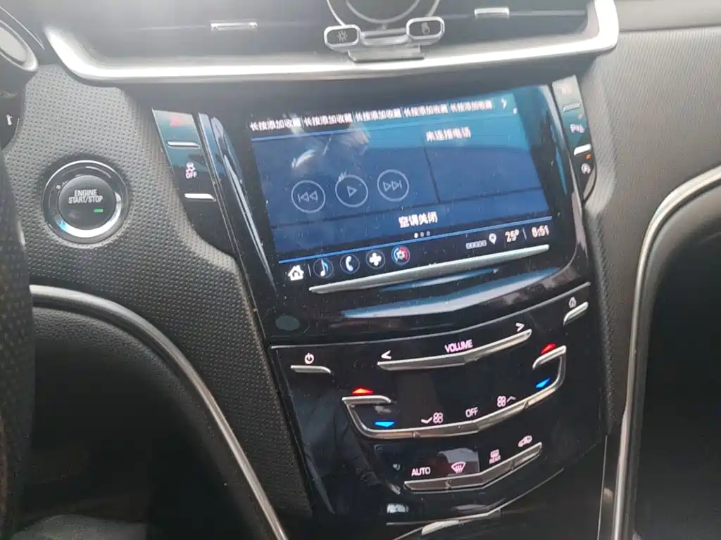 Cadillac XTS 2018 — фото 13