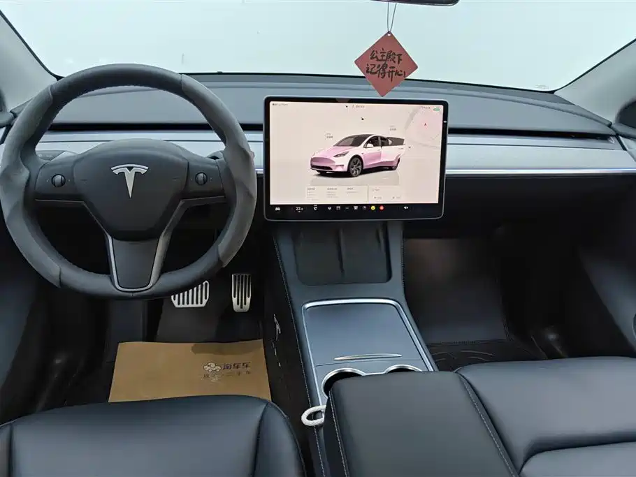 Tesla Model Y 2024 — фото 12