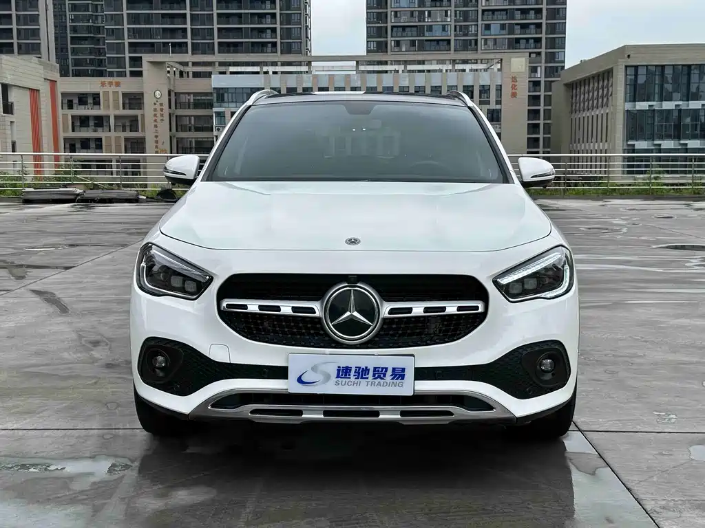 Mercedes-Benz GLA 2021