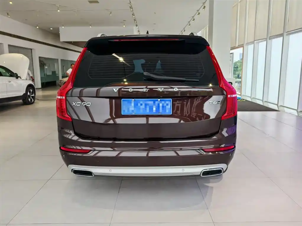 Volvo XC90 2017 — фото 6