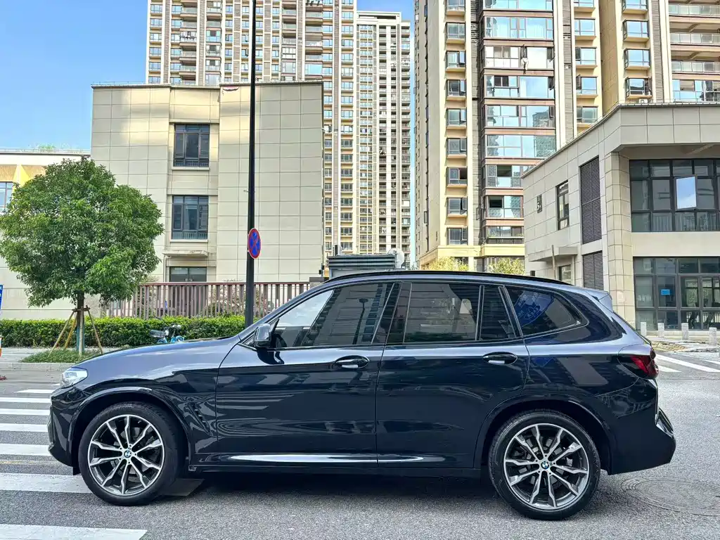 BMW X3 2022 — фото 7