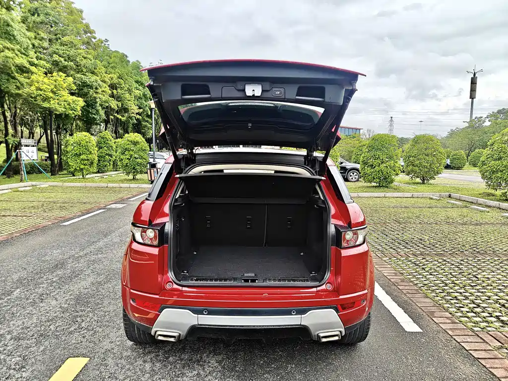 Land Rover Evoque 2015 — фото 9
