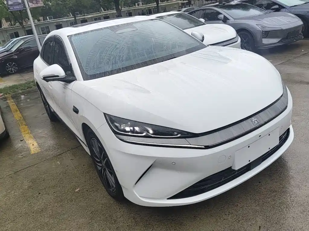 BYD Qin L 2025 — фото 4