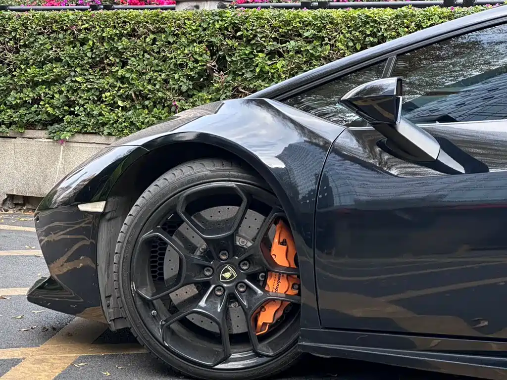 Lamborghini Huracán 2015 — фото 7