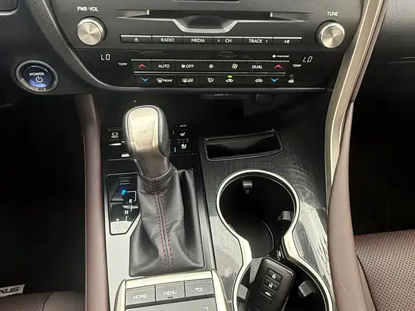 Lexus RX 2020