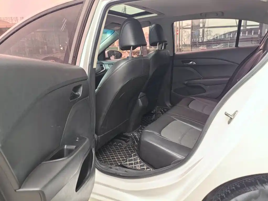 Chevrolet Cavalier 2018