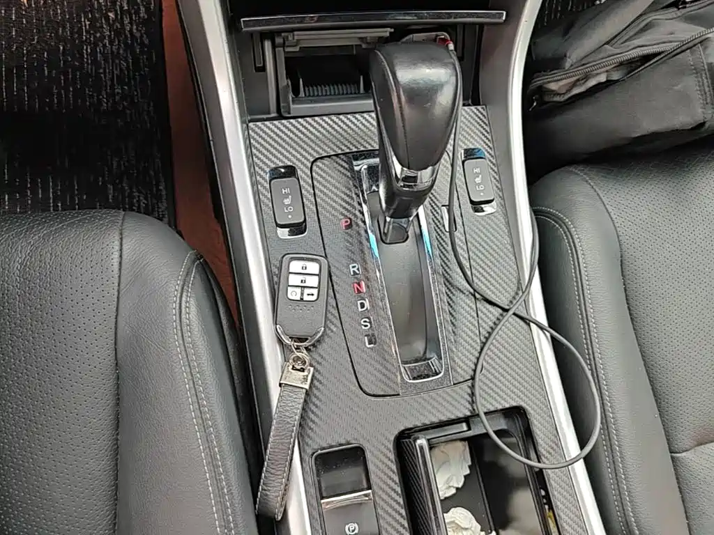 Honda Accord 2017 — фото 14