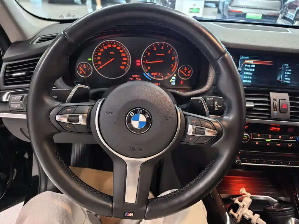BMW X3 2018 — фото 11