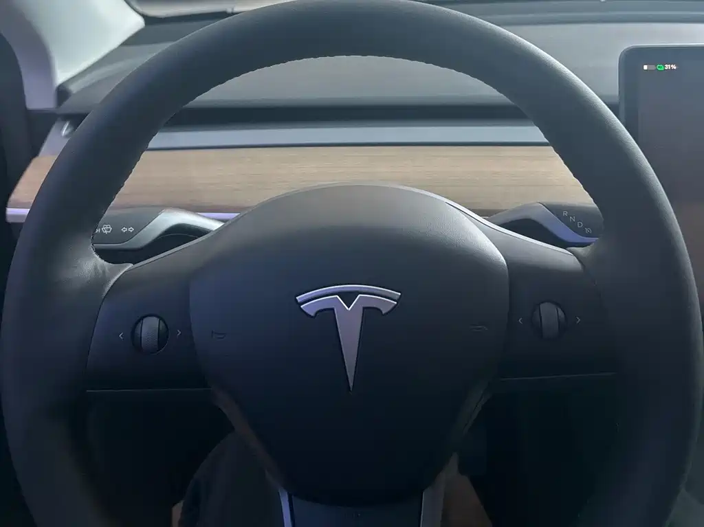Tesla Model Y 2022 — фото 6