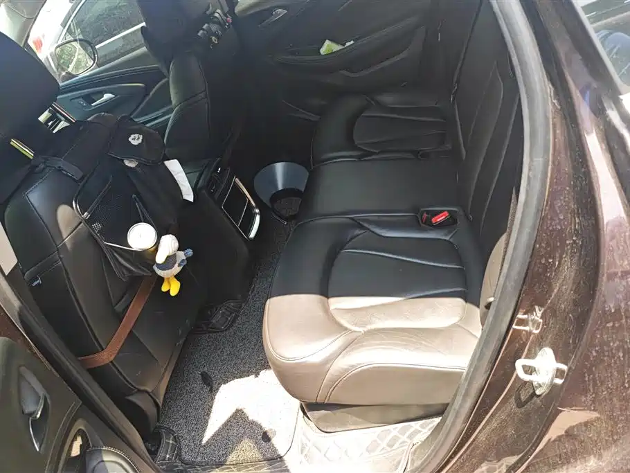 Buick Envision Plus 2020 — фото 11