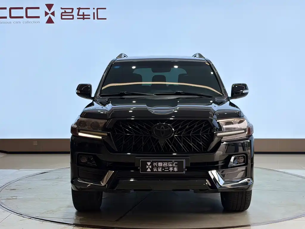 Toyota Land Cruiser 2020 — фото 2