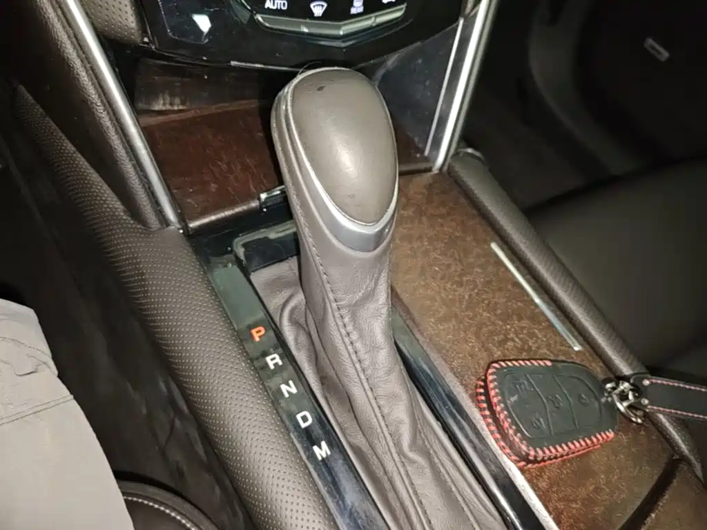 Cadillac XTS 2018 — фото 14