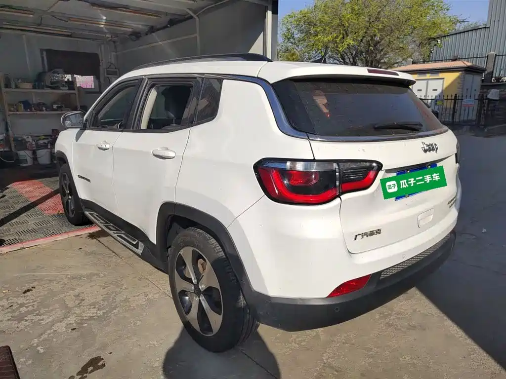 Jeep Compass 2017 — фото 5