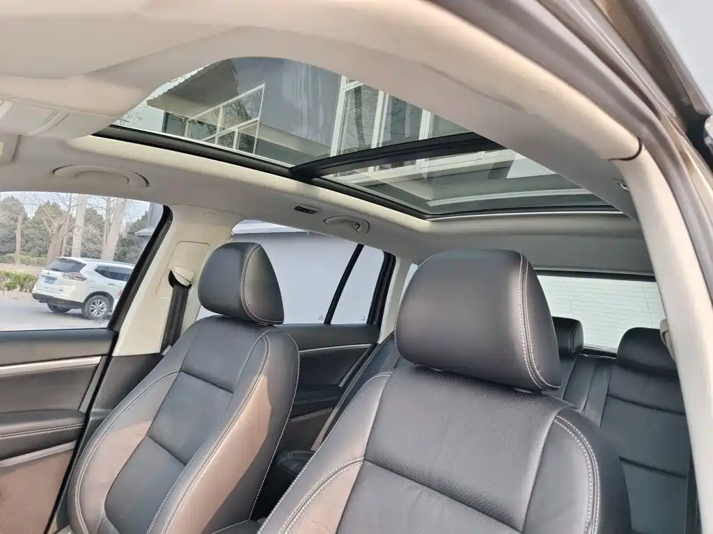 Volkswagen Tiguan 2016 — фото 19