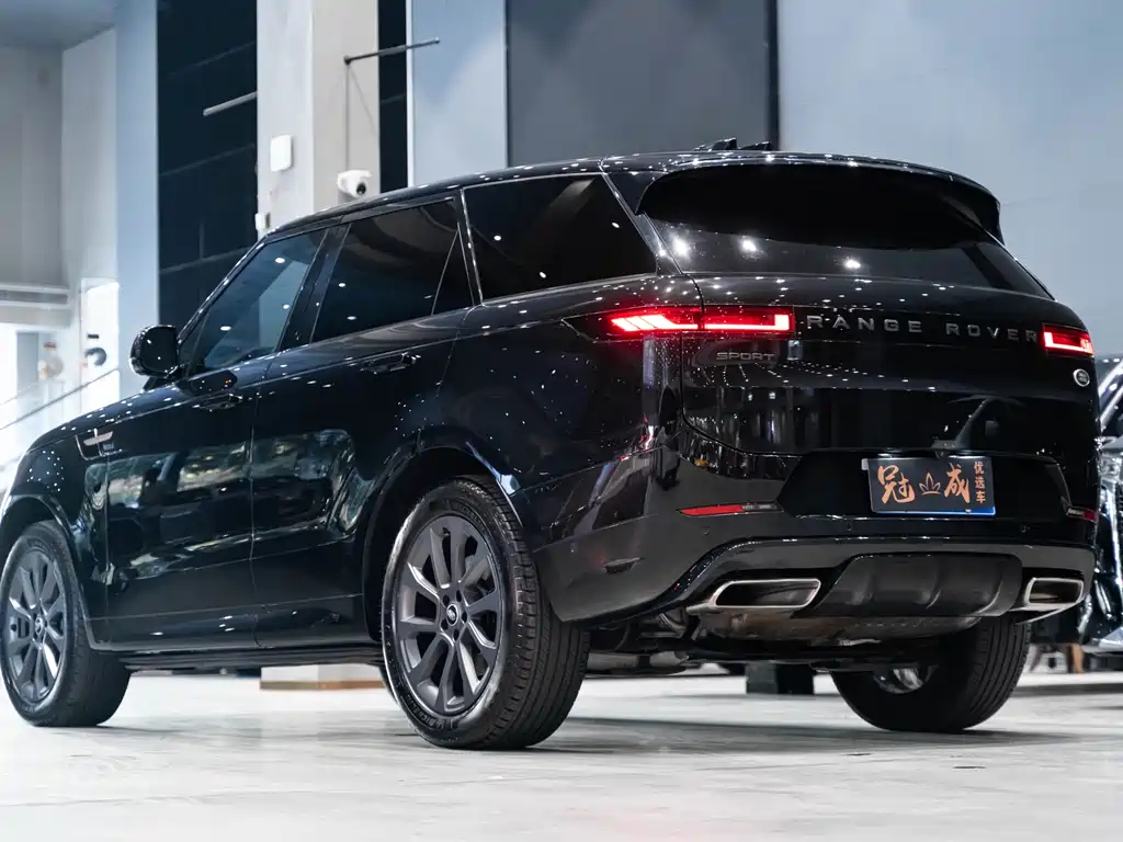Land Rover Sport 2023 — фото 6