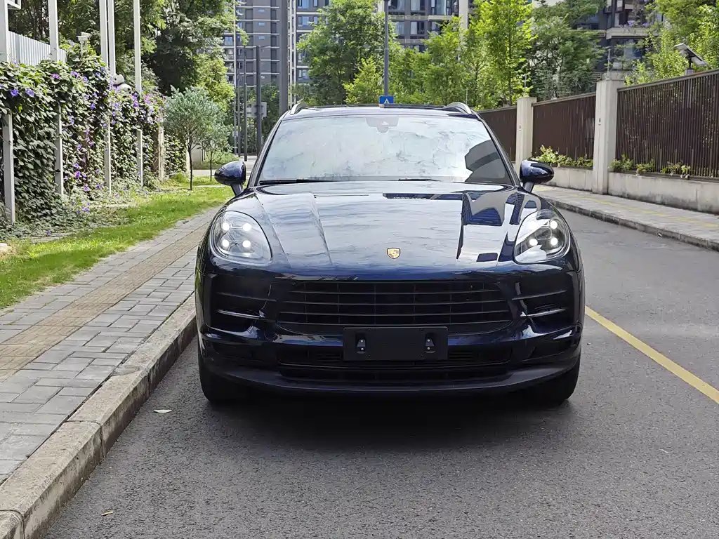 Porsche Macan 2021 — фото 2