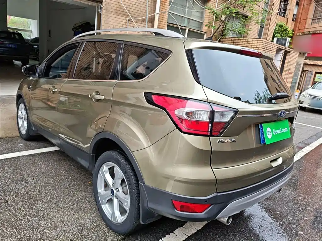 Ford Kuga 2017 — фото 5