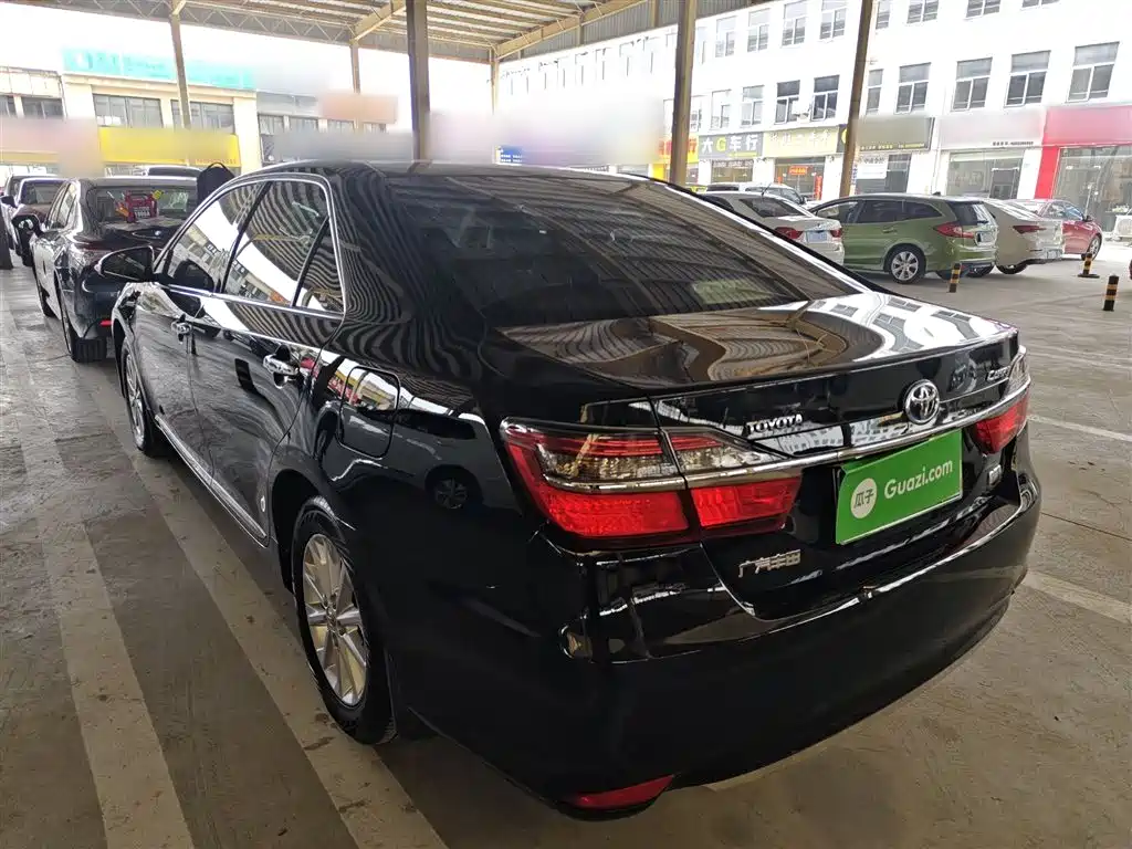 Toyota Camry 2016 — фото 23