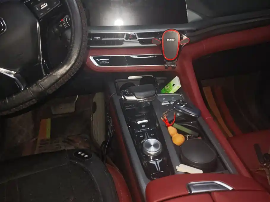 Changan CS75 PLUS 2021 — фото 16