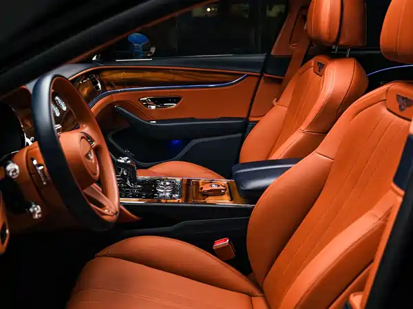 Bentley Flying Spur Plug-In Hybrid 2024
