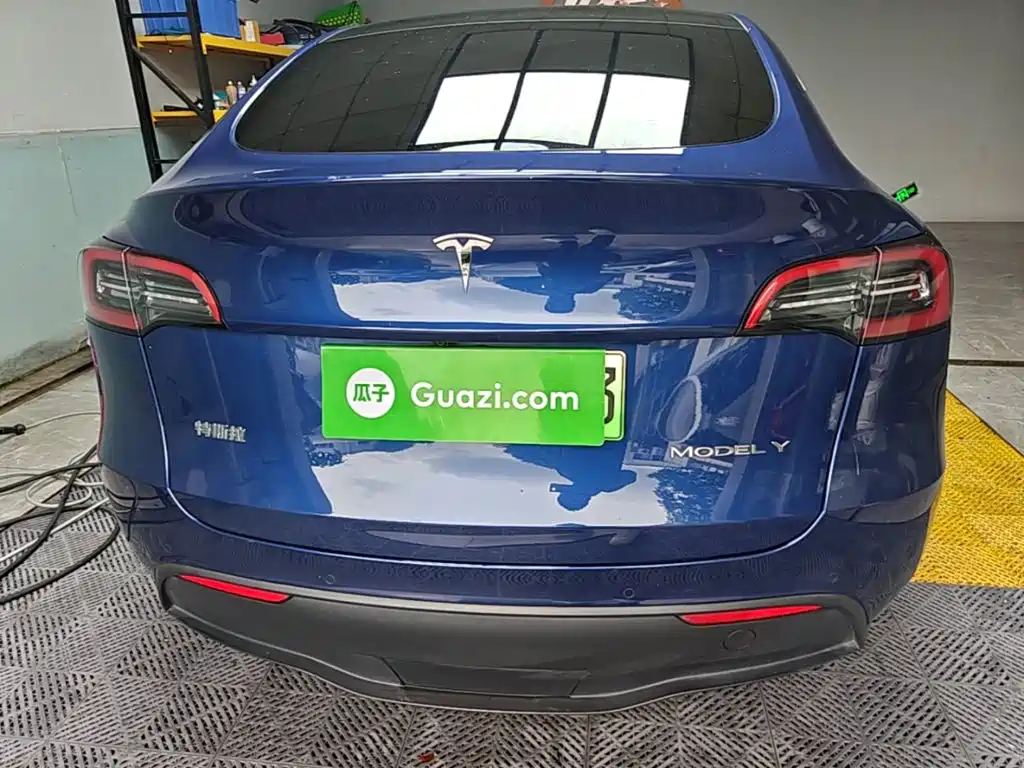 Tesla Model Y 2023 — фото 6