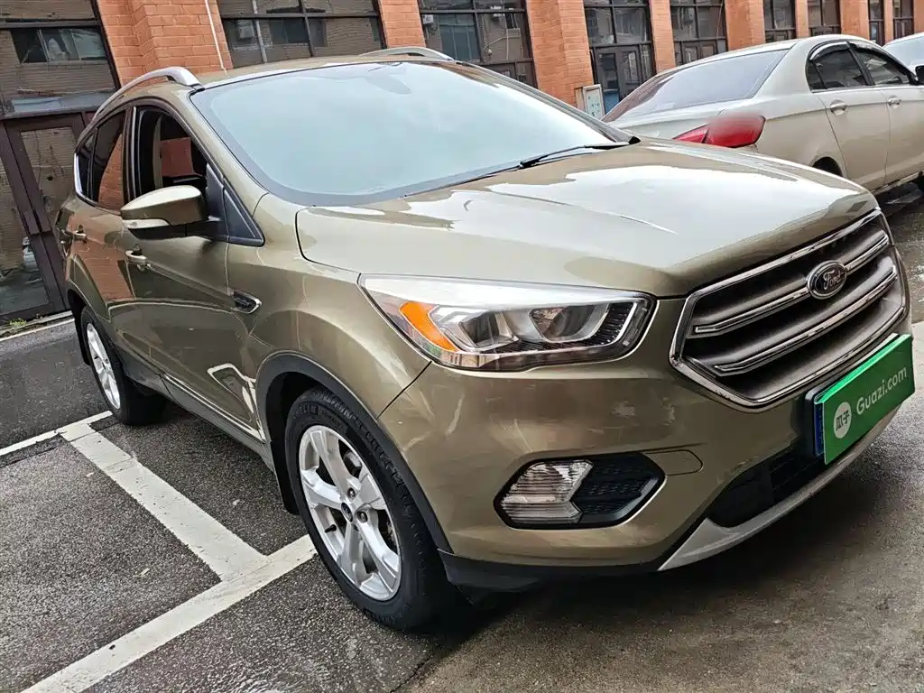 Ford Kuga 2017 — фото 4