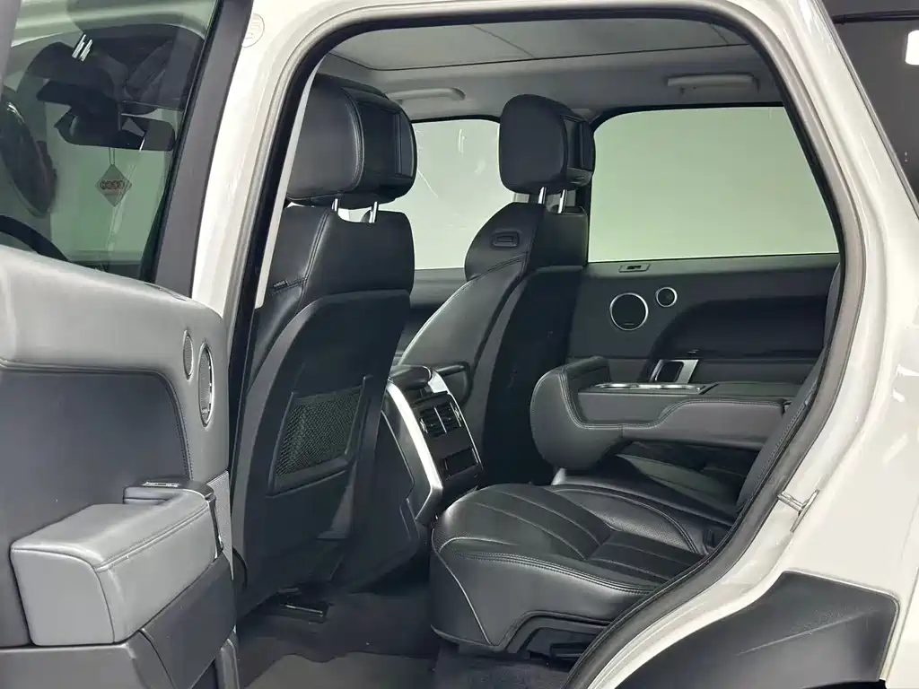 Land Rover Sport 2015 — фото 8