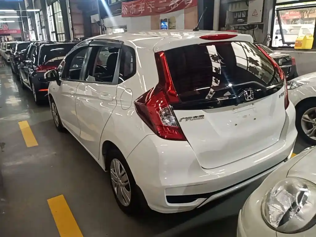 Honda Fit 2020 — фото 5
