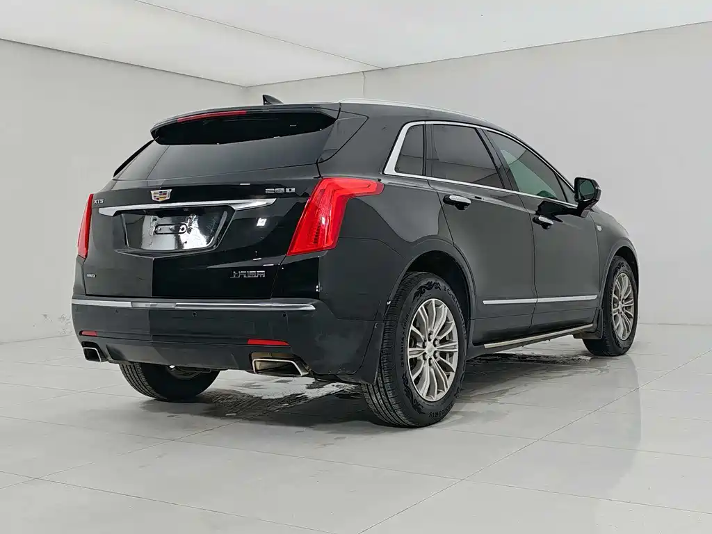 Cadillac XT5 2017 — фото 6