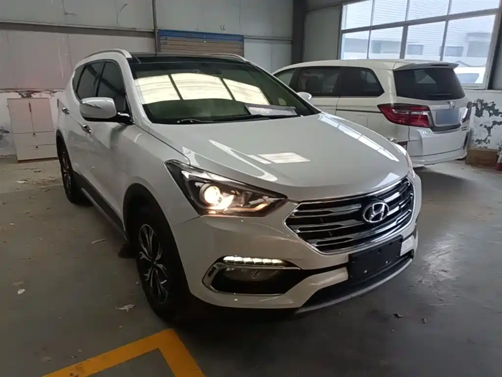 Hyundai Santa Fe 2019 — фото 4