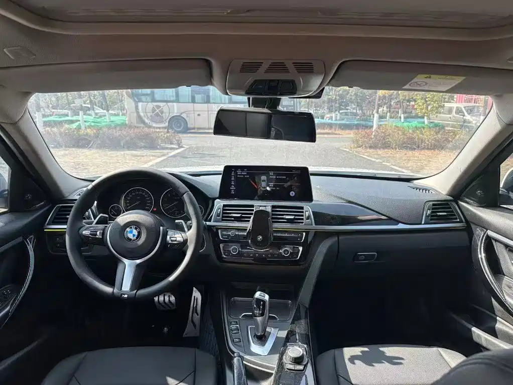 BMW 3 Series 2017