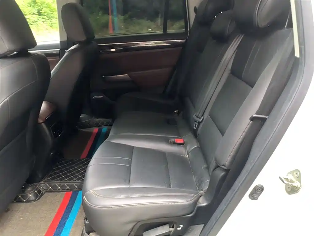 GAC Motor Trumpchi GS8 2018 — фото 17