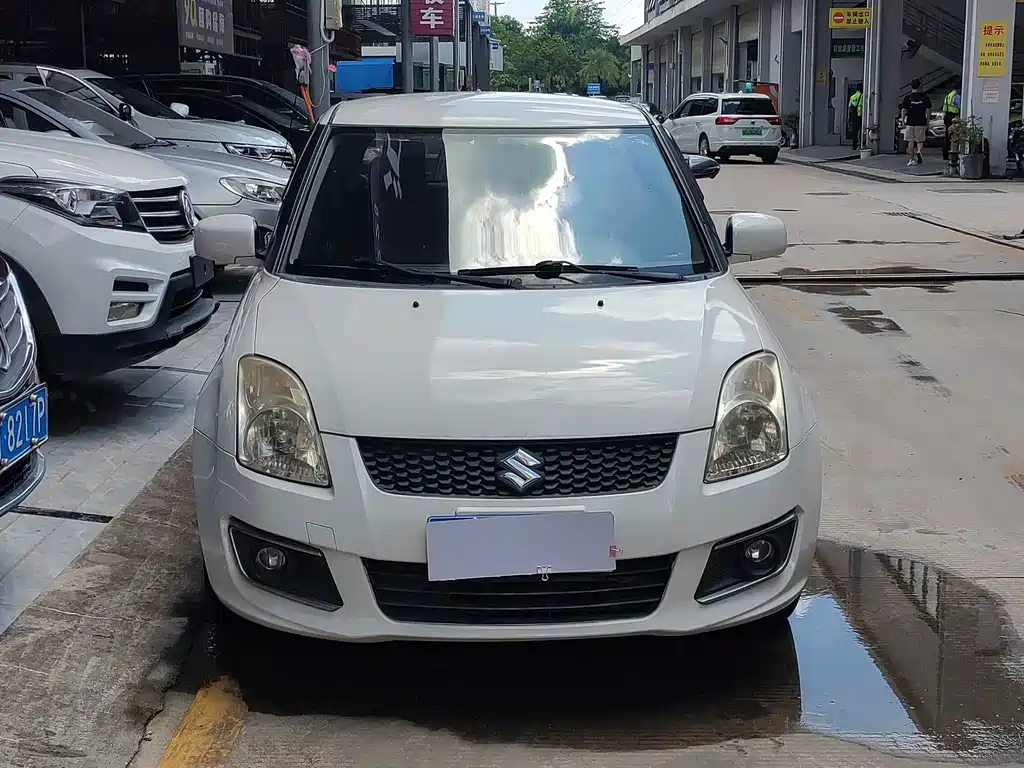 Suzuki Swift 2015