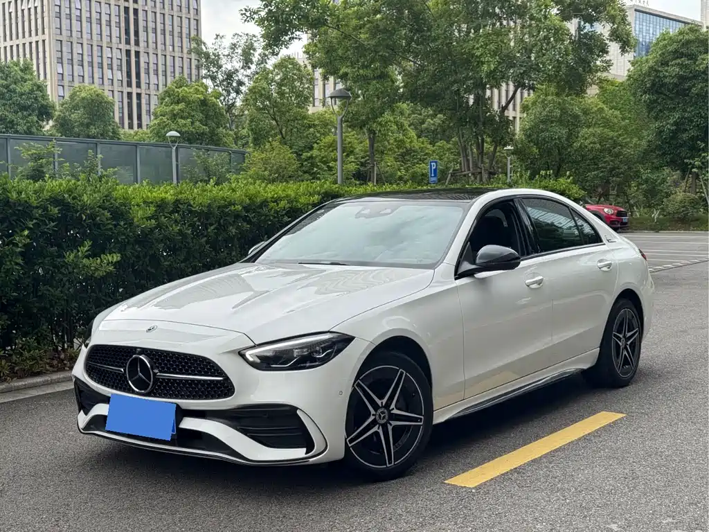 Mercedes-Benz C-Class 2026