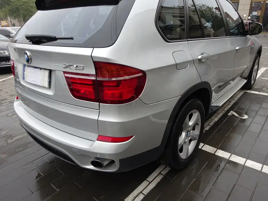 BMW X5 2011 — фото 10