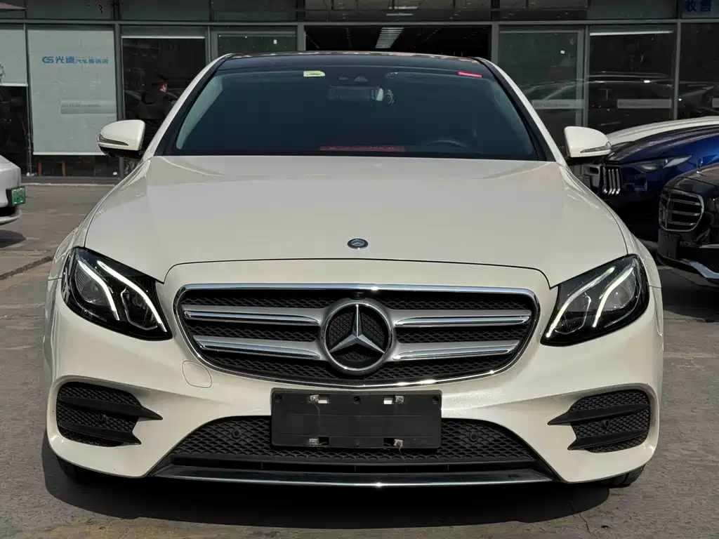 Mercedes-Benz E-Class 2017 — фото 1