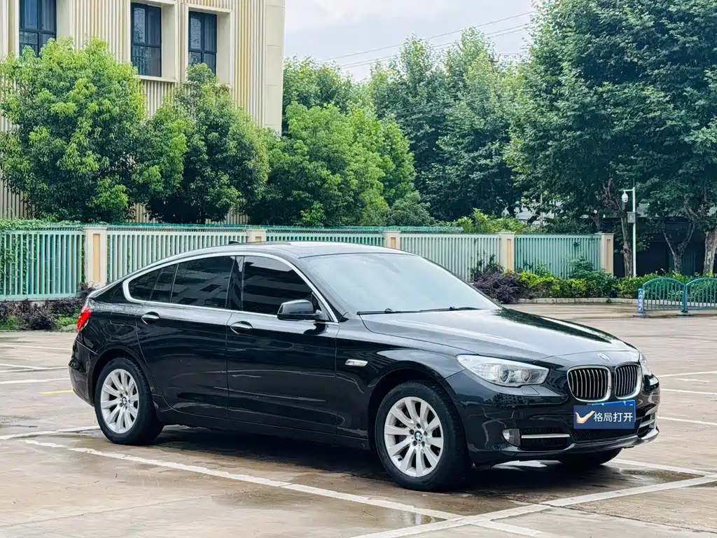 BMW 5 Series GT 2011