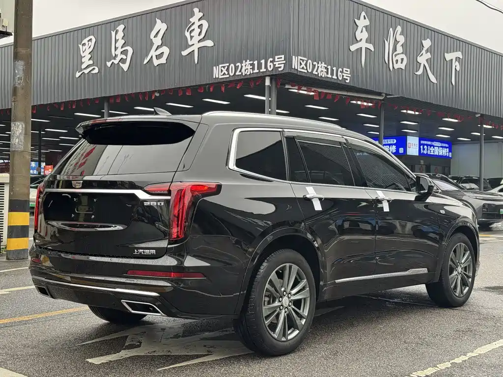Cadillac XT6 2020 — фото 16