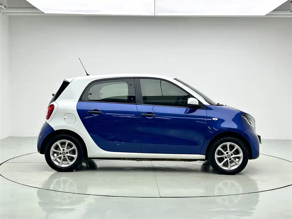 smart Forfour 2019 — фото 6