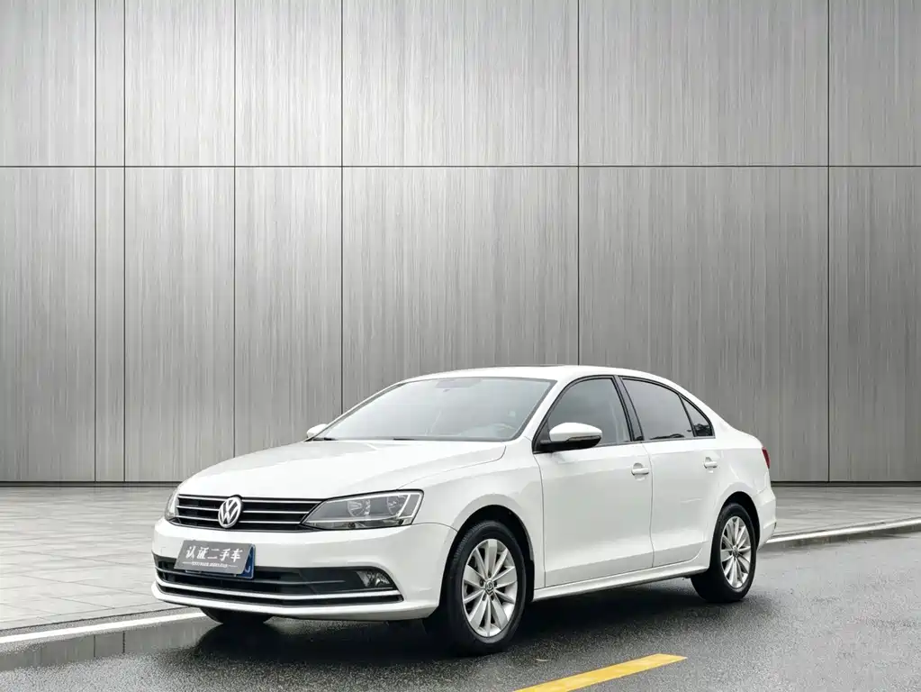 Volkswagen Sagitar 2019