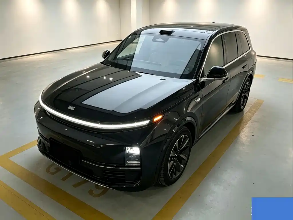 Li Auto Li L9 2025