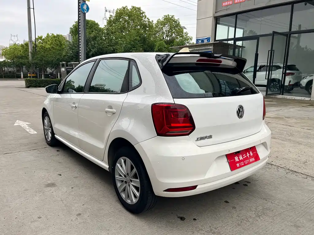 Volkswagen Polo 2015