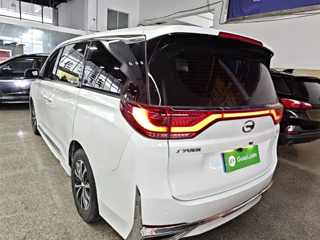 GAC Motor Trumpchi M8 2022 — фото 5