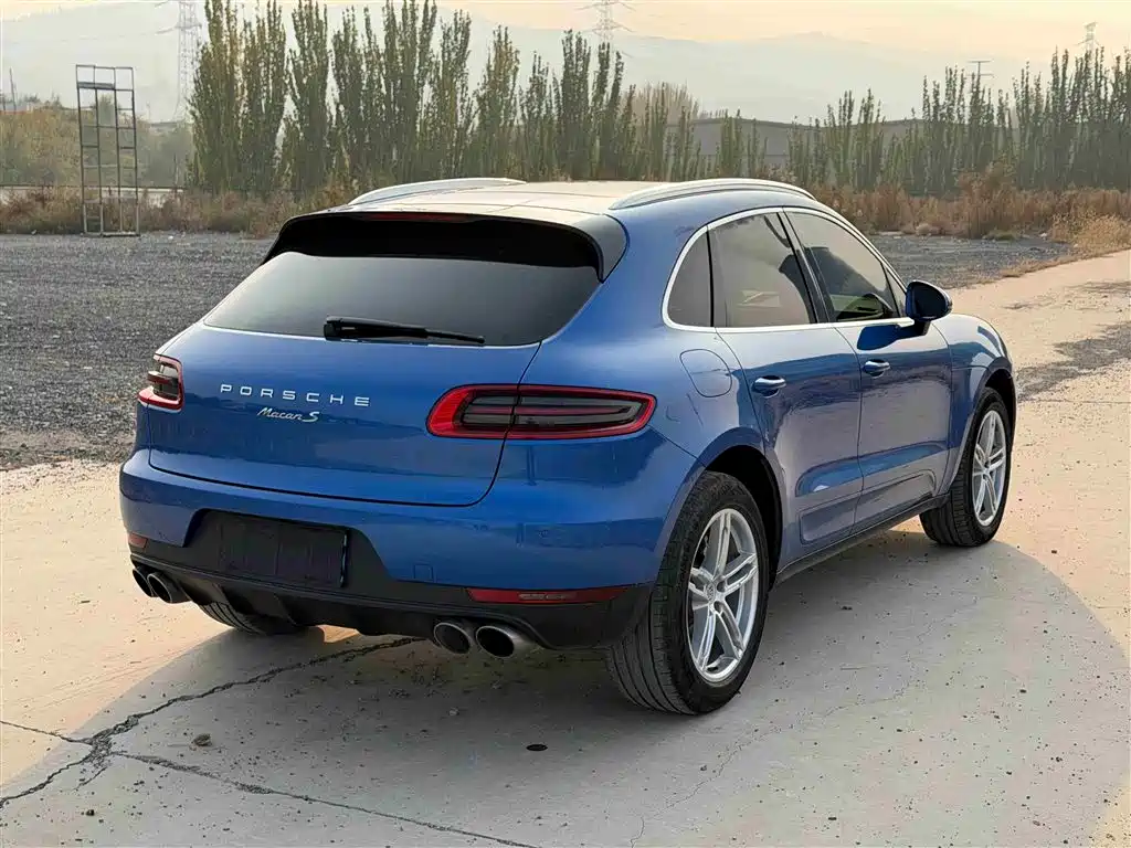 Porsche Macan 2017 — фото 4