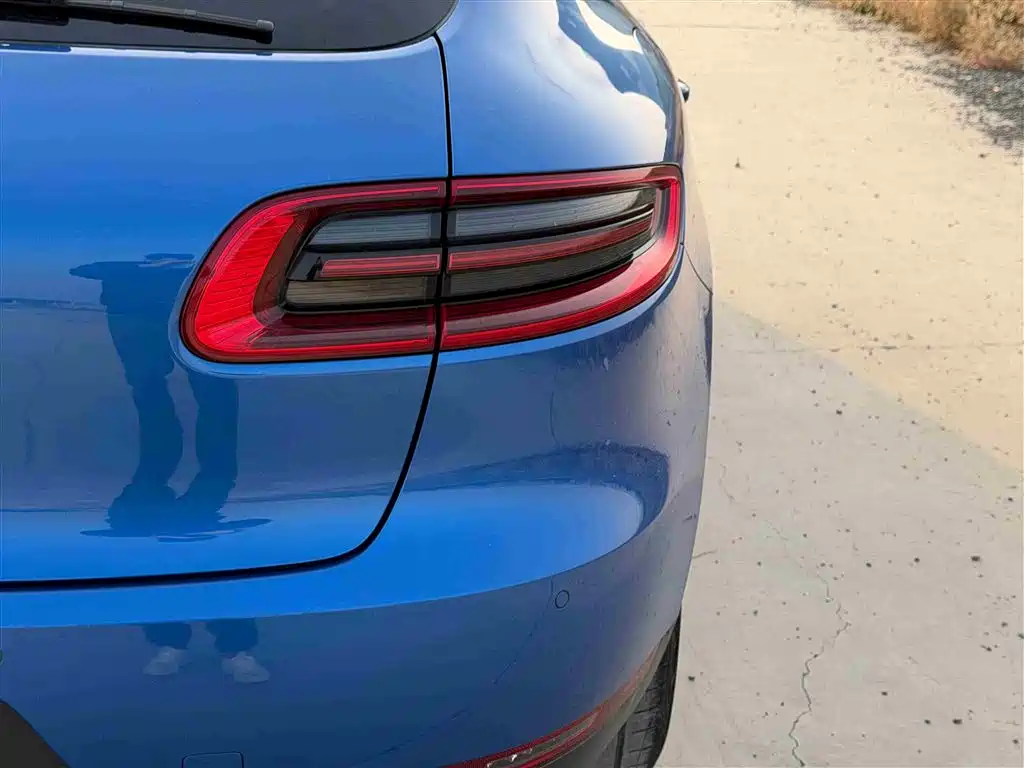 Porsche Macan 2017 — фото 17