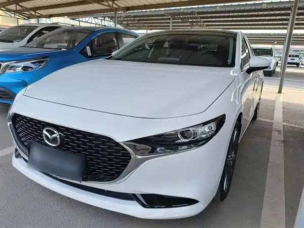 Mazda 3 Axela 2023