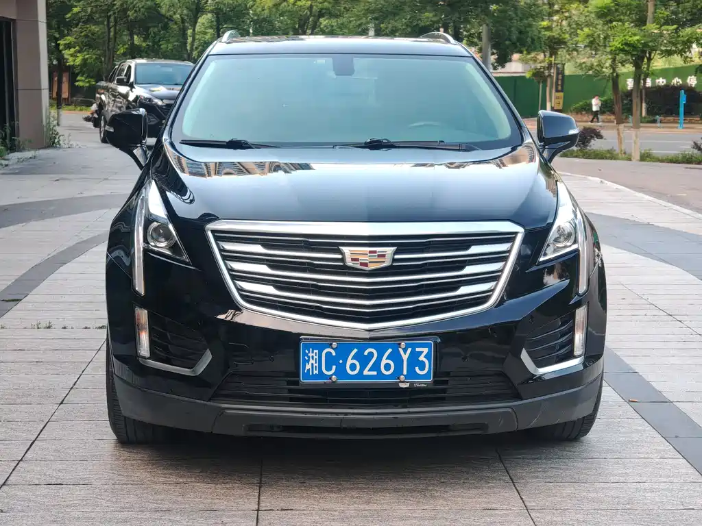 Cadillac XT5 2018 — фото 2