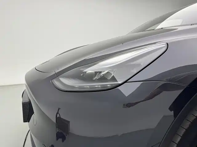 Tesla Model Y 2024 — фото 15