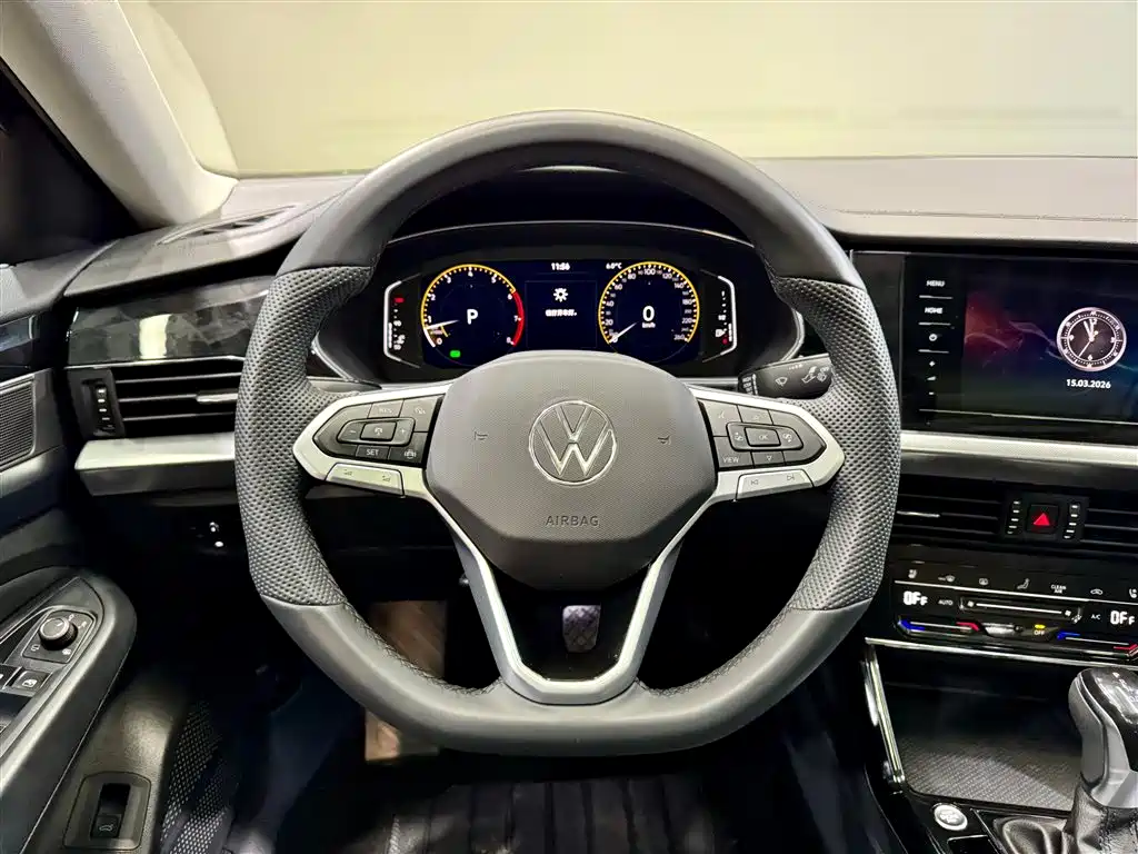 Volkswagen Passat 2025 — фото 15